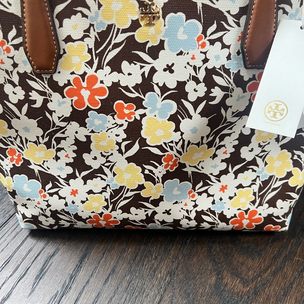 Tory Burch Brown and Yellow Tote Bag with Sophisticated Design - Picture 2 of 5